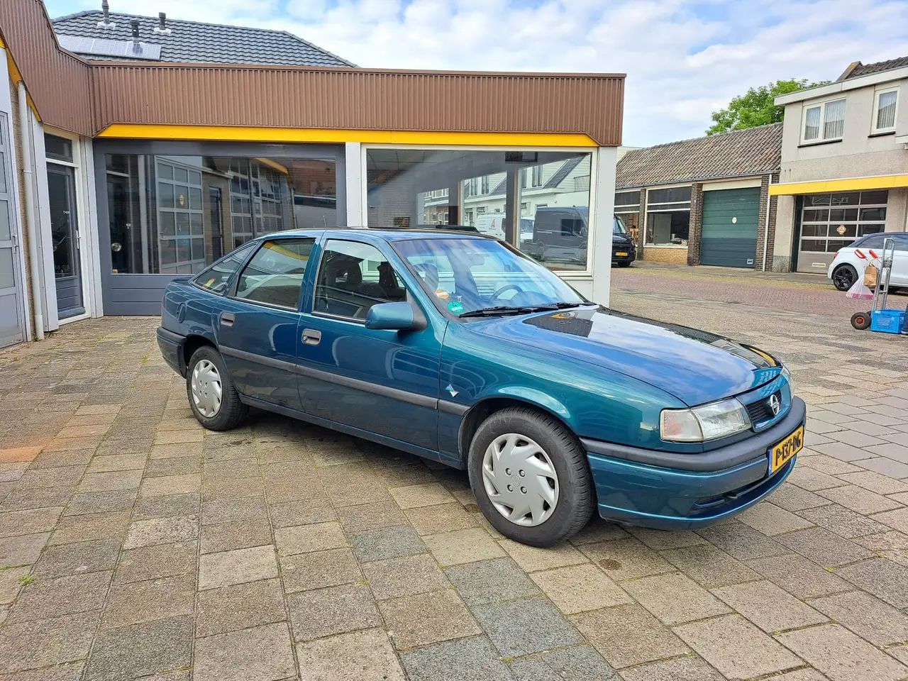 Opel Vectra GL, foto 2