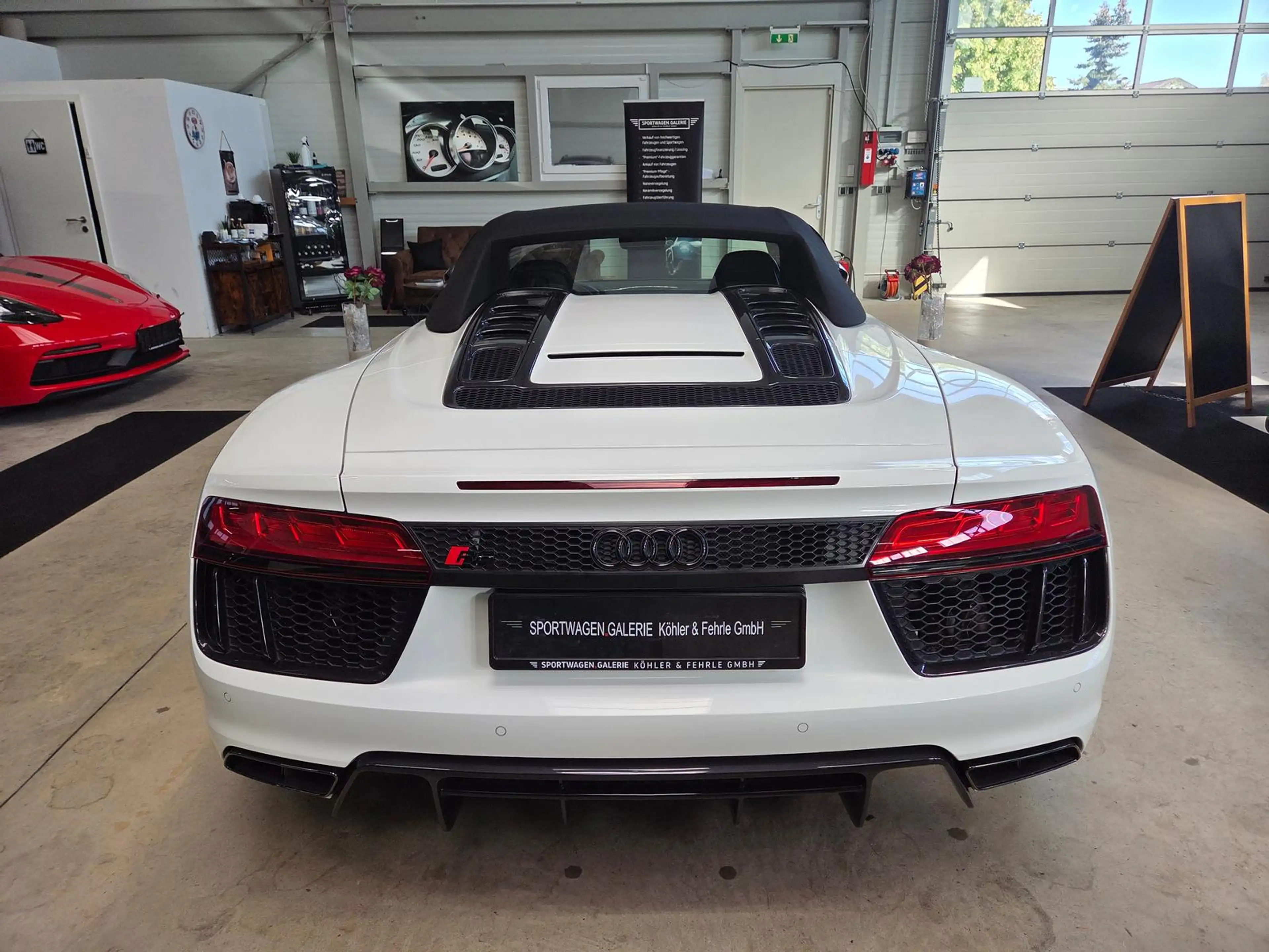 Audi R8 5.2 FSI RWS/Keyless/Sport-AGA/Pre-OPF/*940€ — photo 12