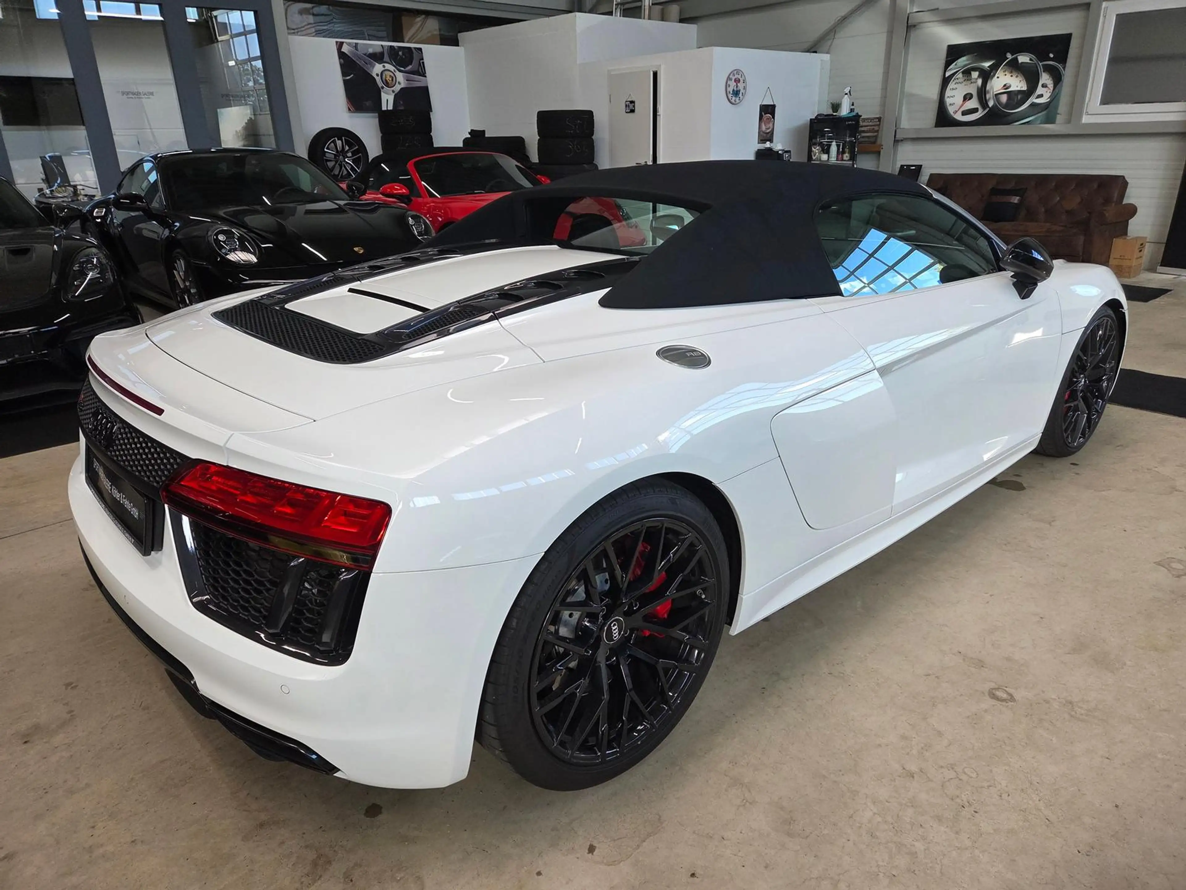Audi R8 5.2 FSI RWS/Keyless/Sport-AGA/Pre-OPF/*940€ — photo 10