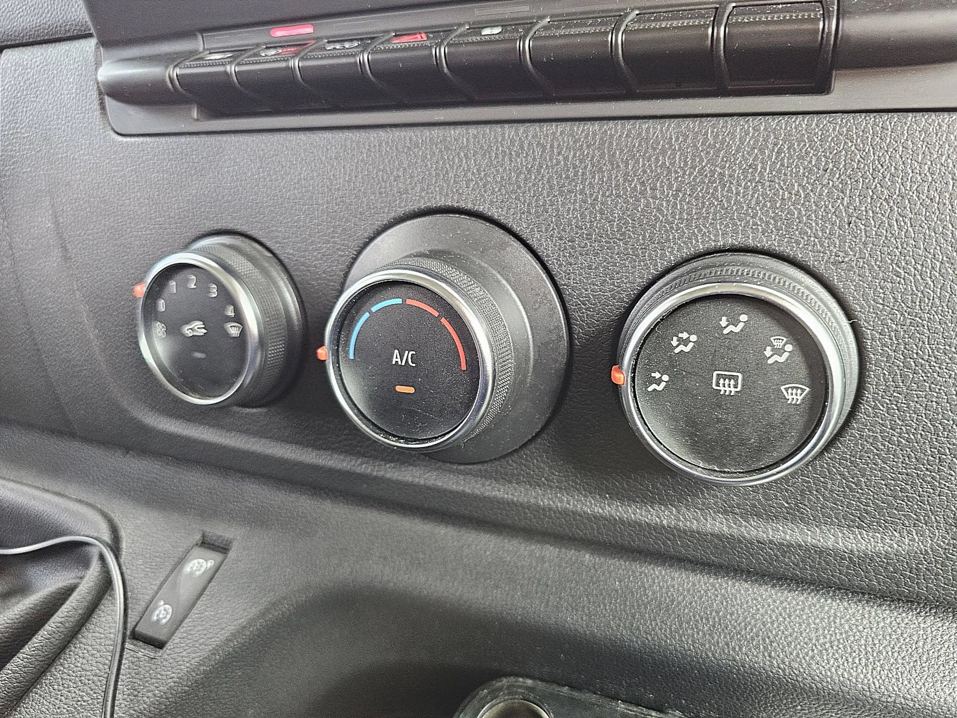 Renault Master T35 2.3 dCi 150 L3H2 Energy Comfort Cruise control — photo 11