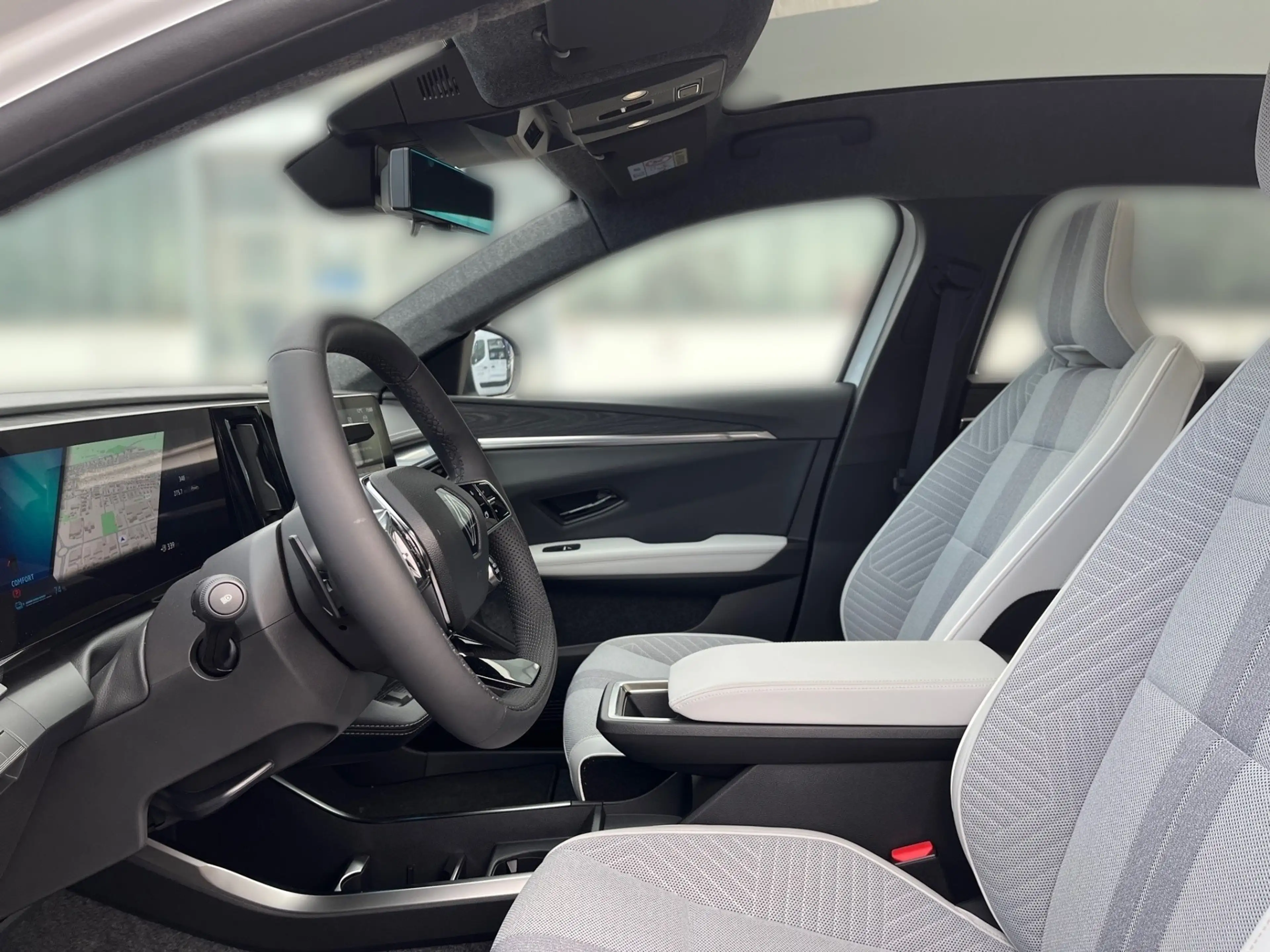 Renault Scenic Iconic 2200 Long Range CCS — photo 8
