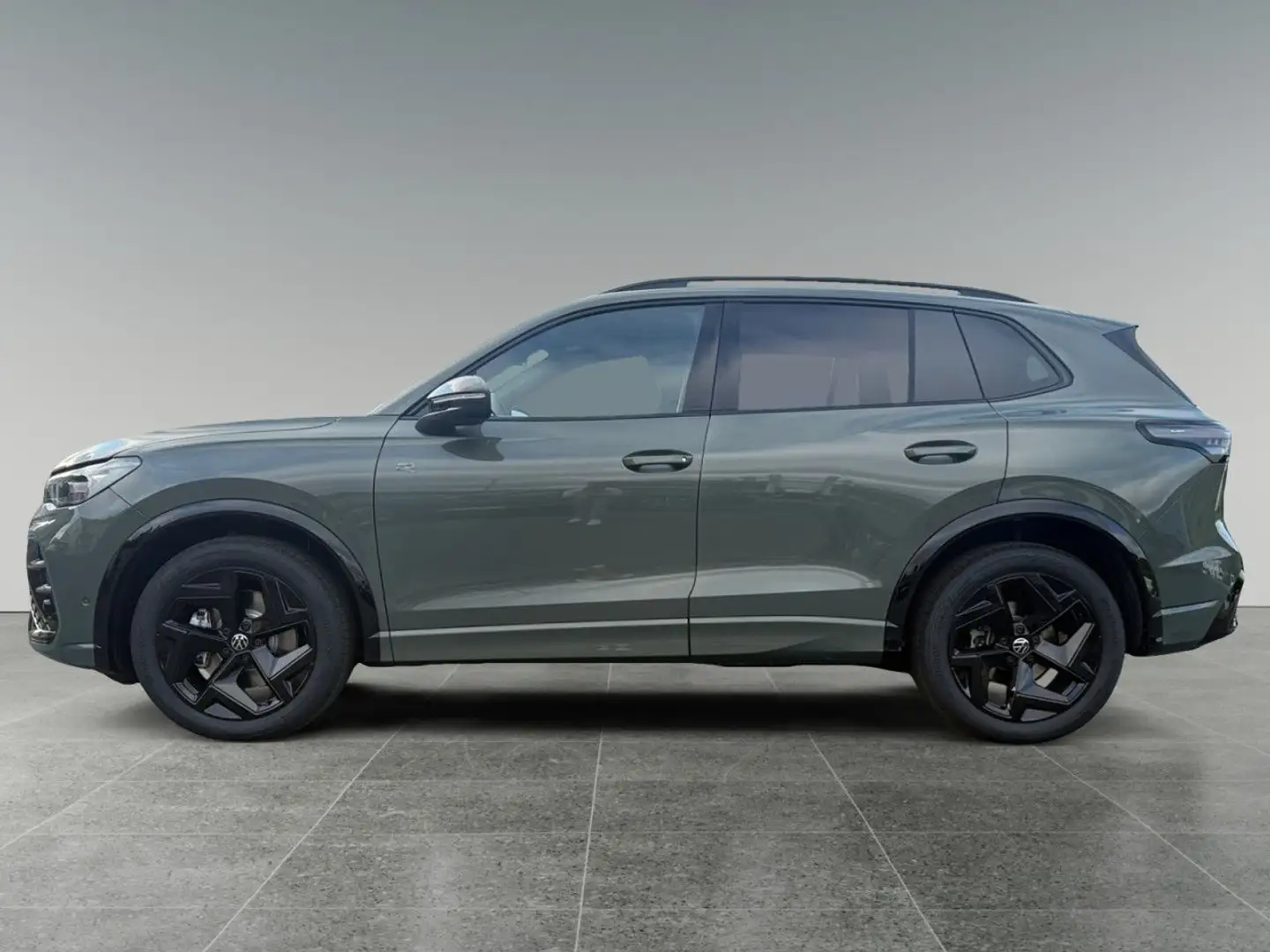 Volkswagen Tiguan 2.0 TDI R-Line AHK Navi Pano Kamera LED Grün - 2