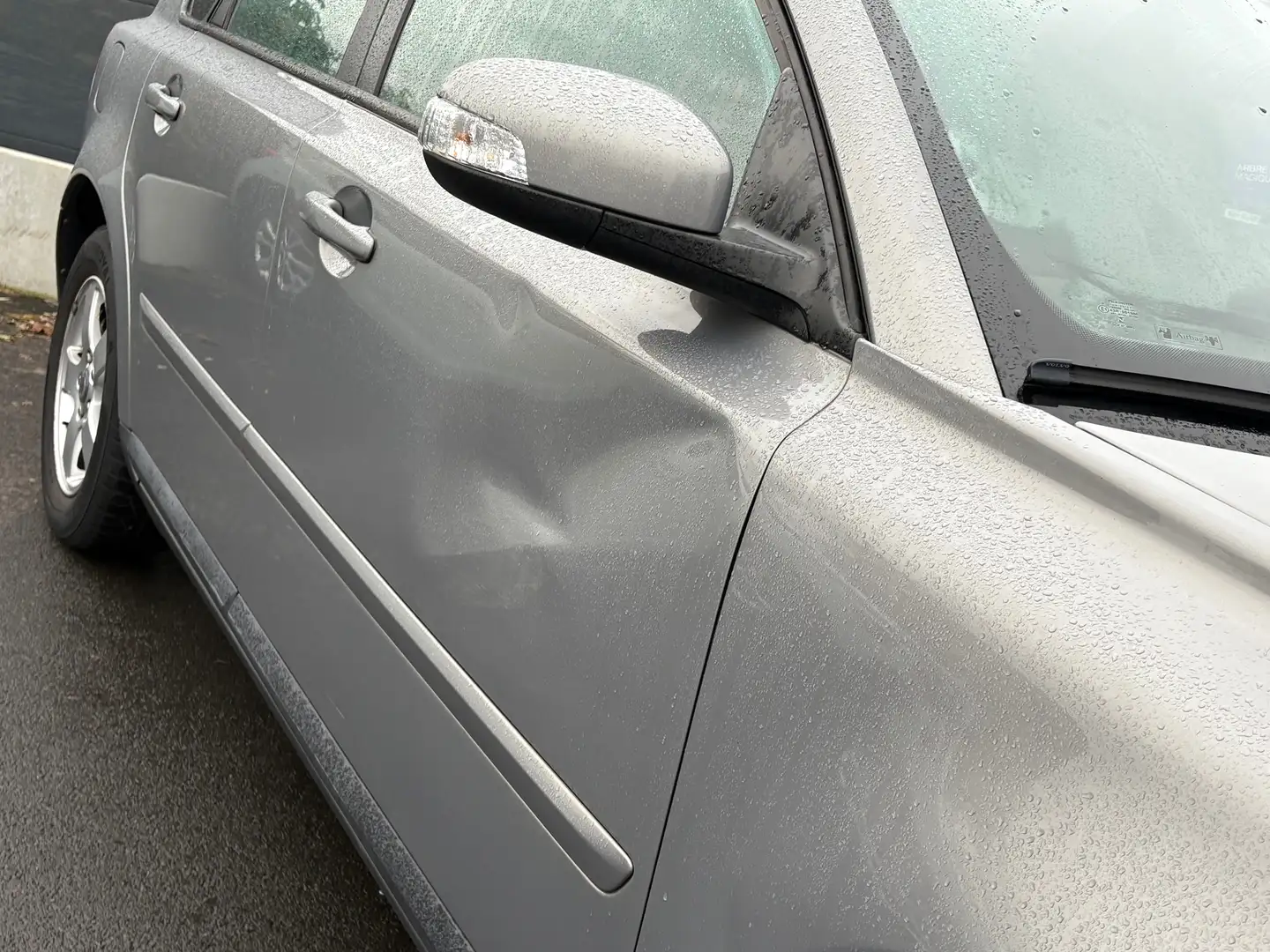 Volvo S40 S40 1.6 Turbo - D/MARCHAND/EXPORT/ Gris - 2