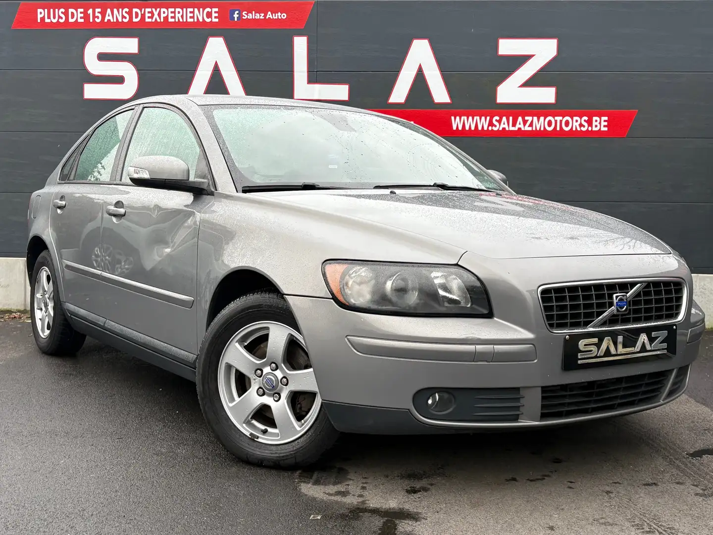Volvo S40 S40 1.6 Turbo - D/MARCHAND/EXPORT/ Gris - 1
