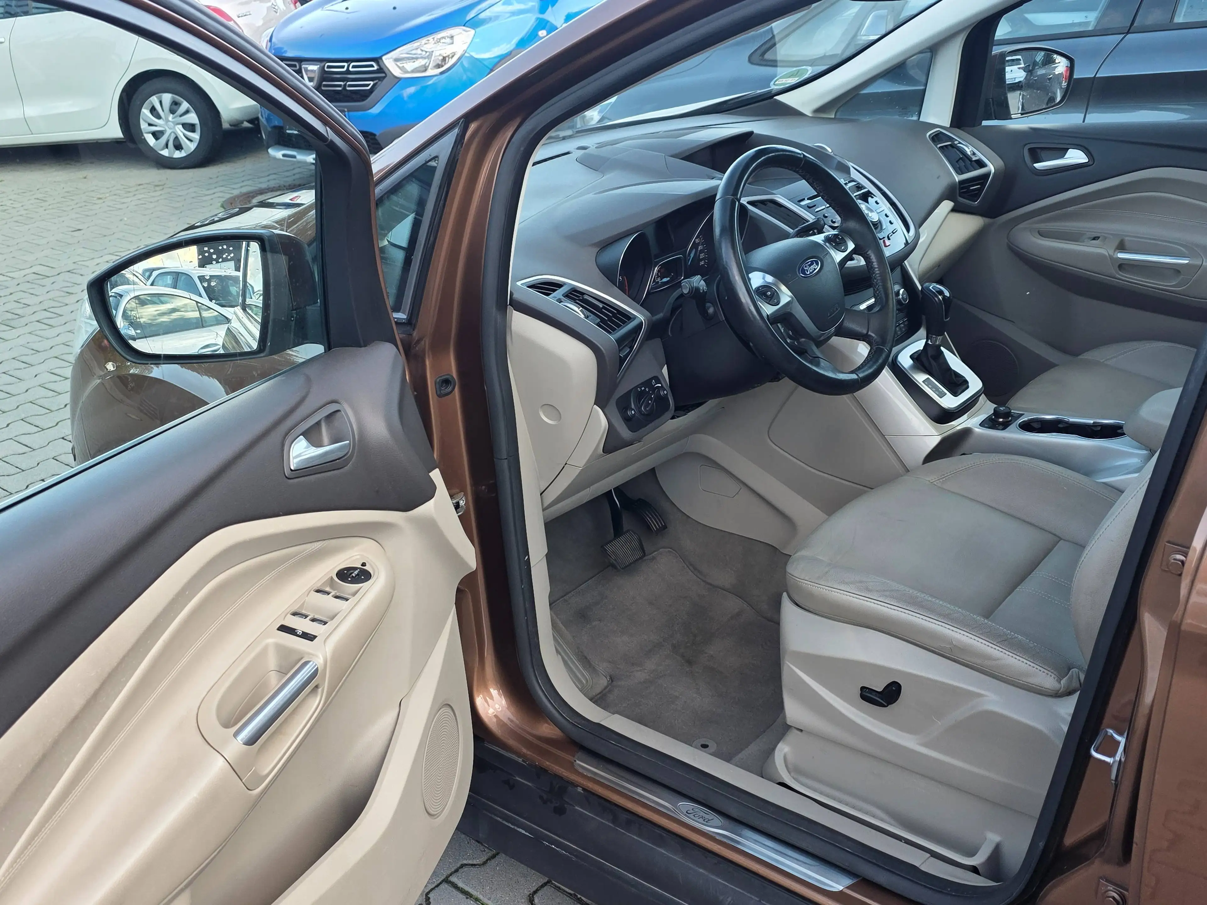 Ford C-Max C-Max 2.0 TDCi Aut. Titanium/1.Ha/Leder/Pano/AHK/Sitzh. — photo 9
