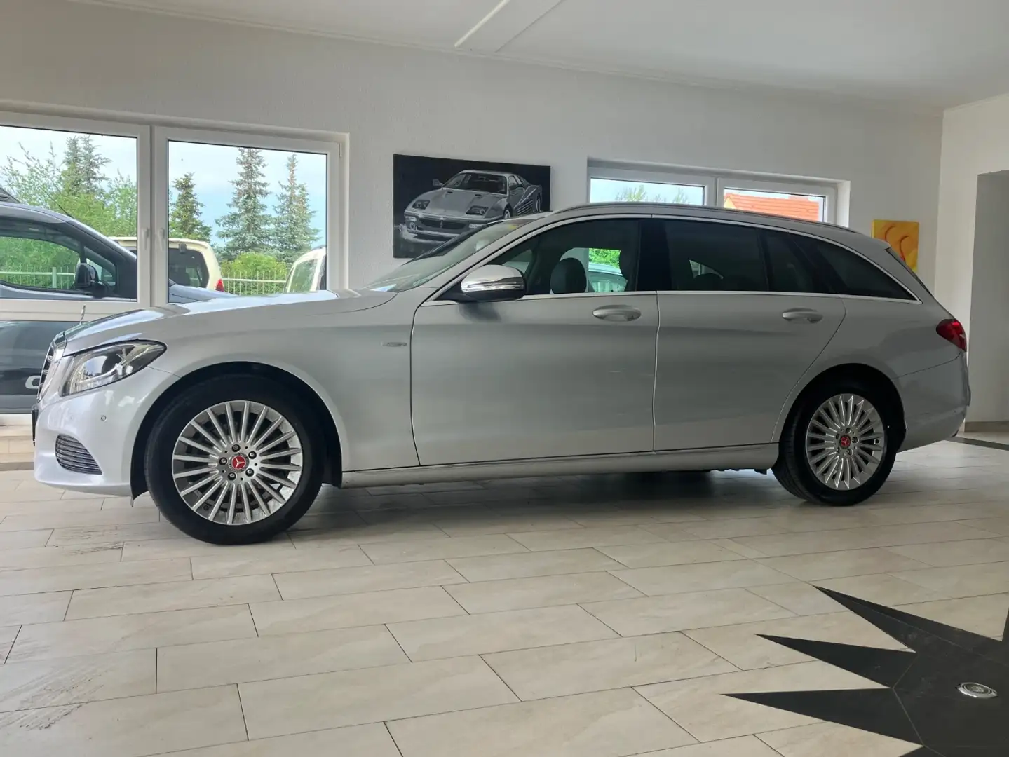 Mercedes-Benz C 180 T CGI Autom. Luxury Avantgarde Silber - 2