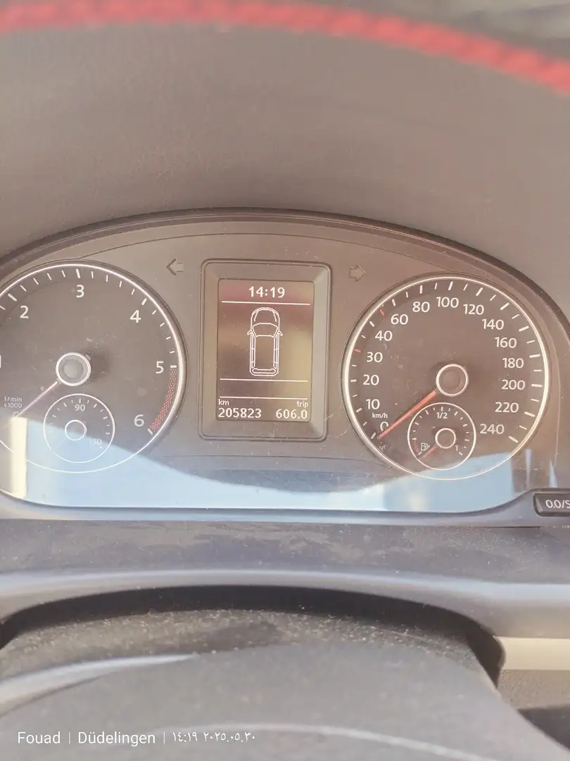 Volkswagen Touran 1.6 TDI DPF Comfortline - 1