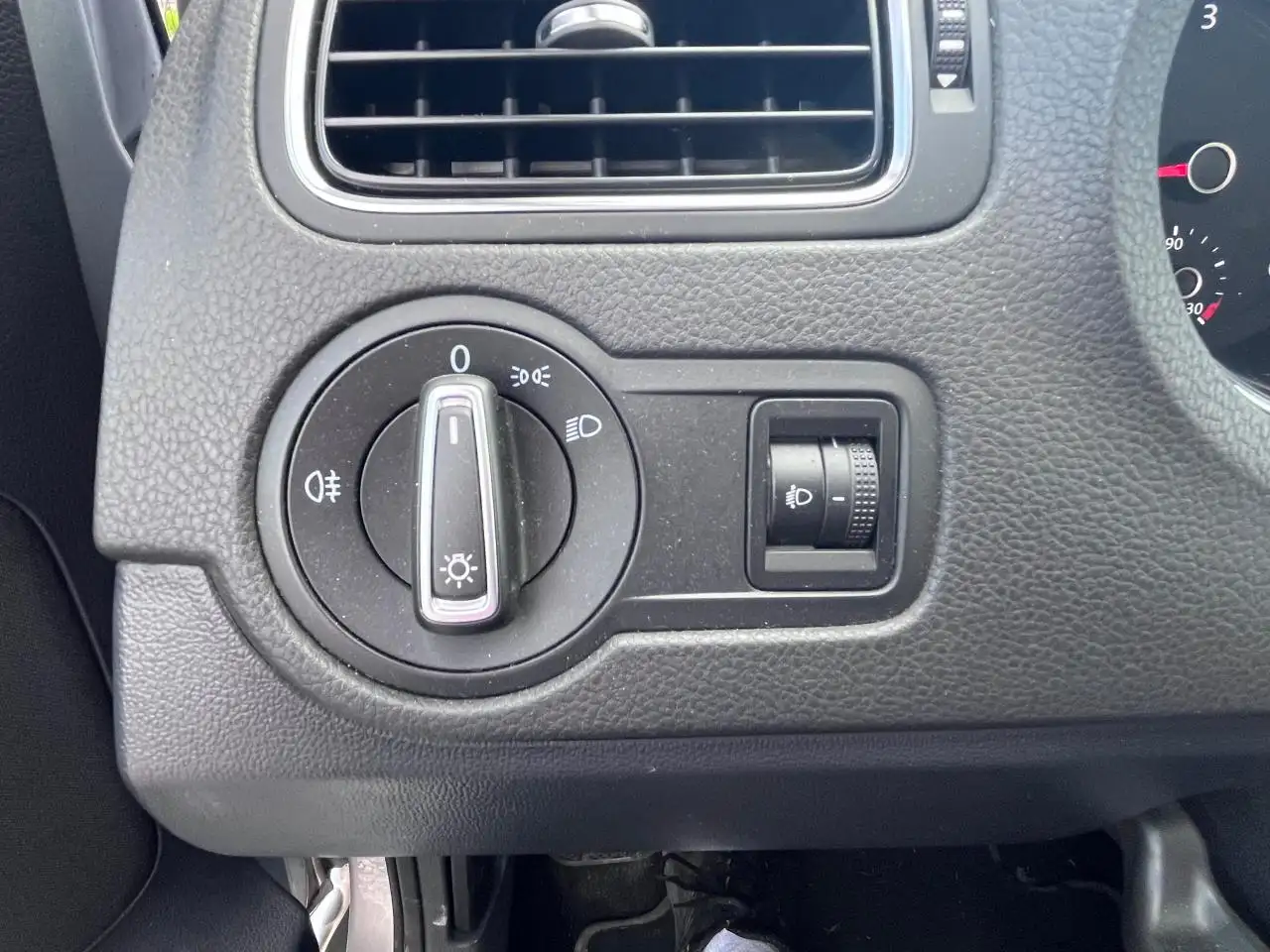 Volkswagen Polo Citadine 5 portes — photo 20
