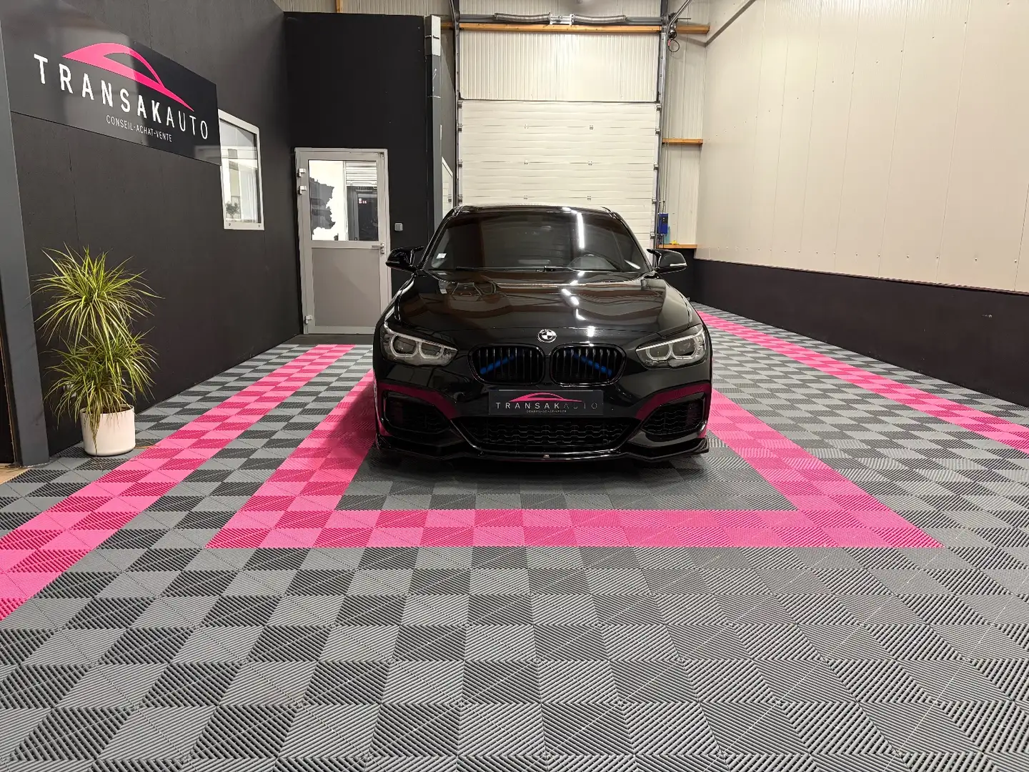 BMW 140 M140i 340 ch BVA8 Schwarz - 2