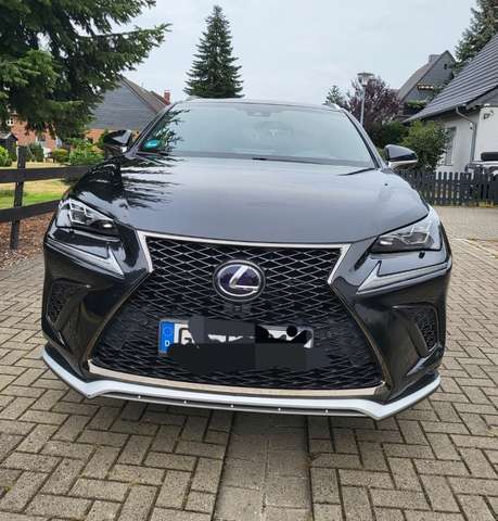 Imagine Lexus NX 300h E-FOUR F SPORT