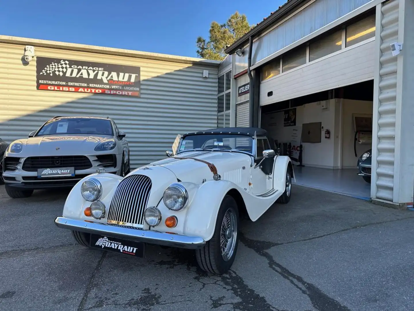 Morgan Plus 4 plus4 - 2