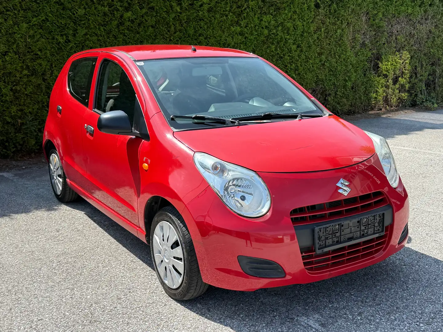 Suzuki Alto Basis Rojo - 1