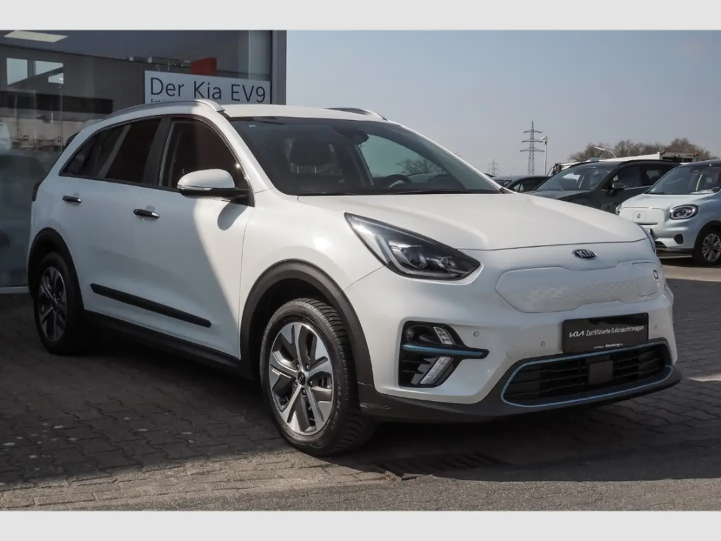 Kia Niro e-Spirit Navi Leder JBL Klimasitze LED ACC Apple C Wit - 2