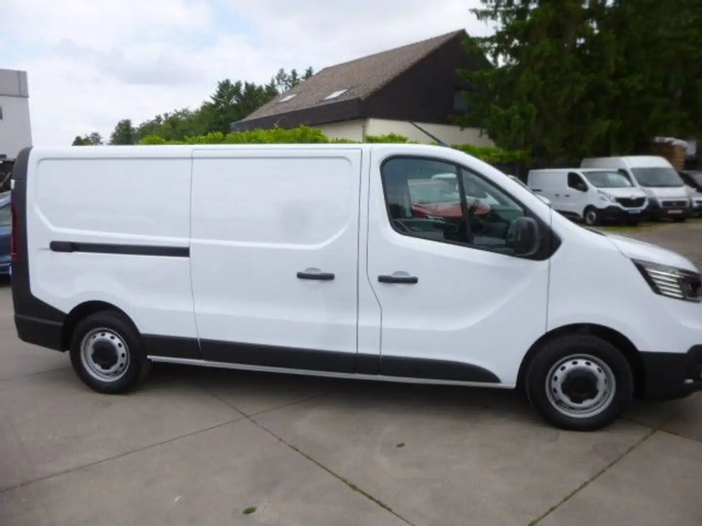 Renault Trafic Kasten L2H1 3,0t Komfort/Klima/PDC/Tempom Weiß - 2