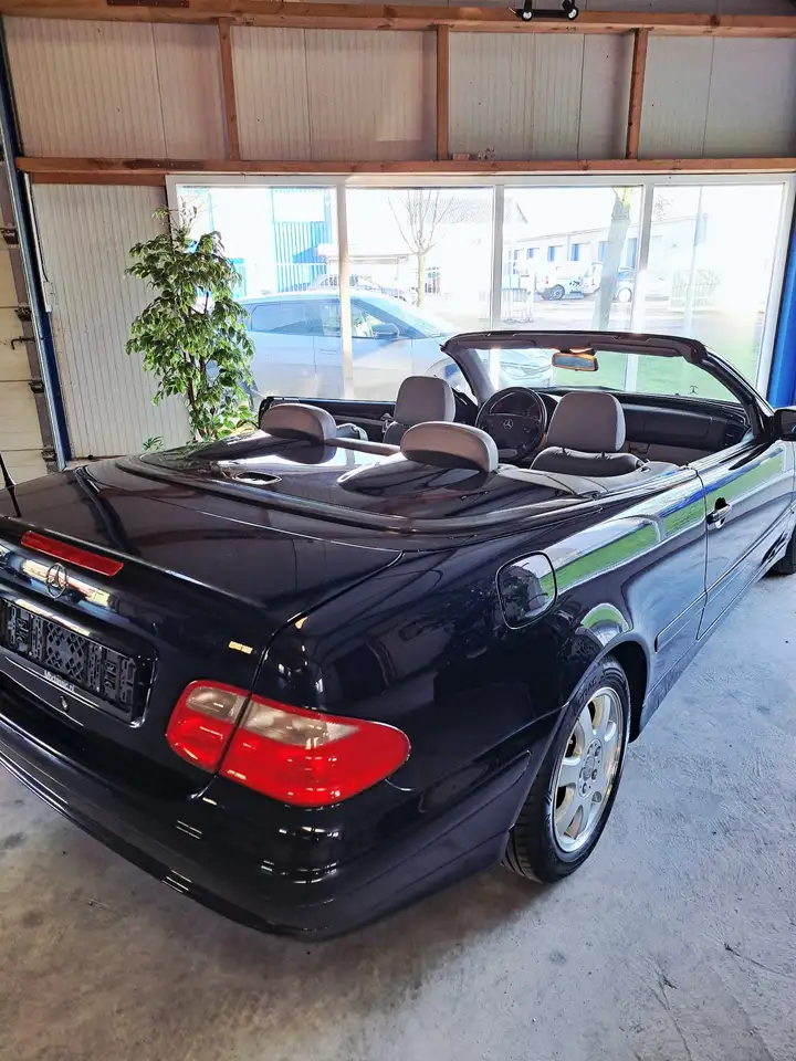 Mercedes-Benz CLK 200 Kompressor Avantgarde, foto 1