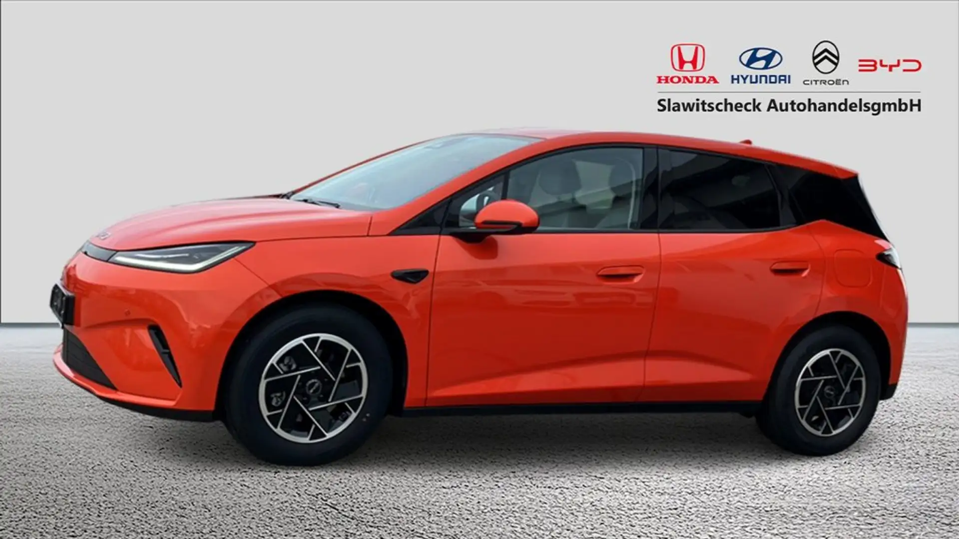 BYD Dolphin G DM-i Boost Orange - 2