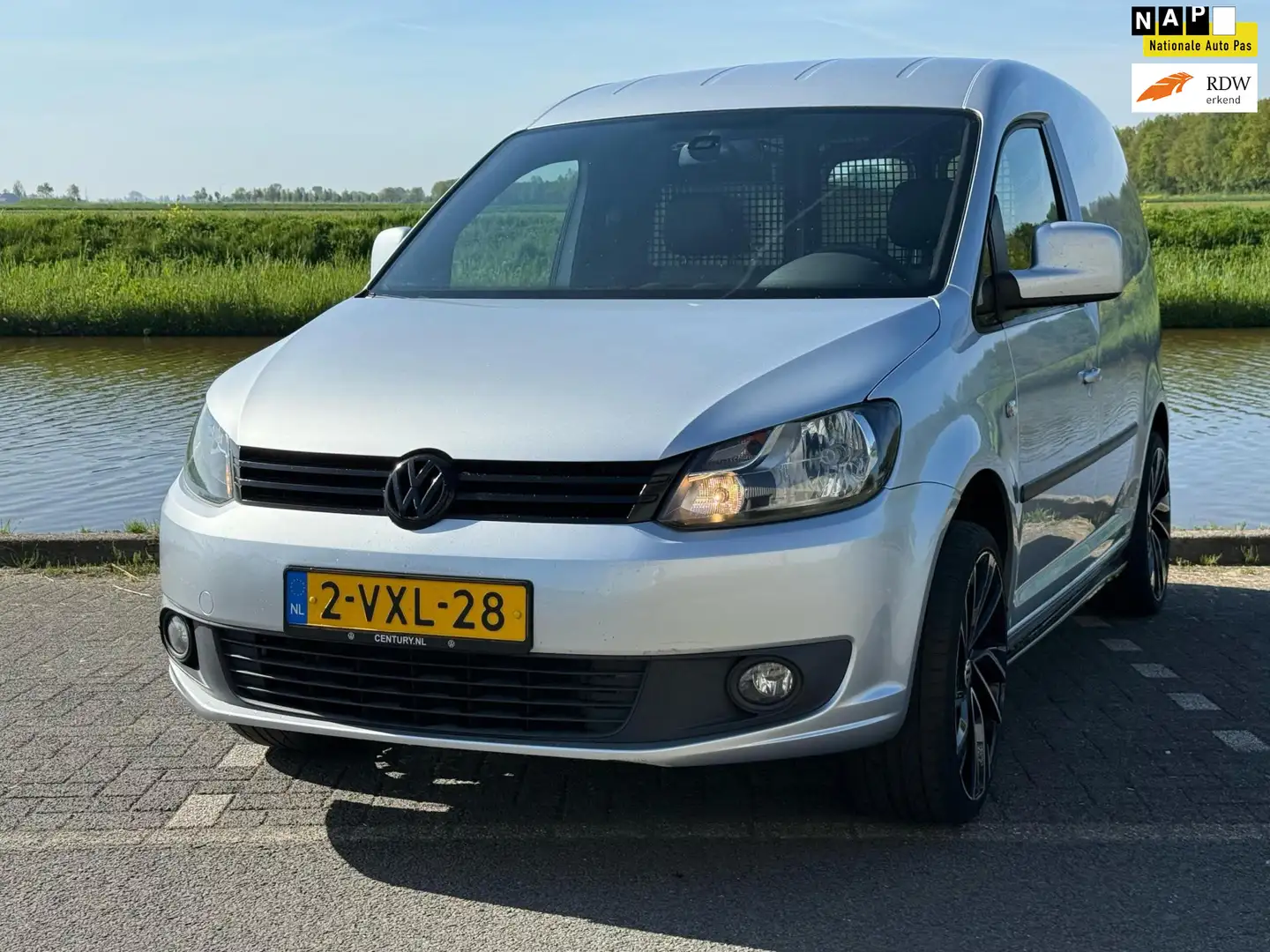 Volkswagen Caddy 1.6 TDI Airco / Navigatie / Trekhaak / MARGE Plateado - 1