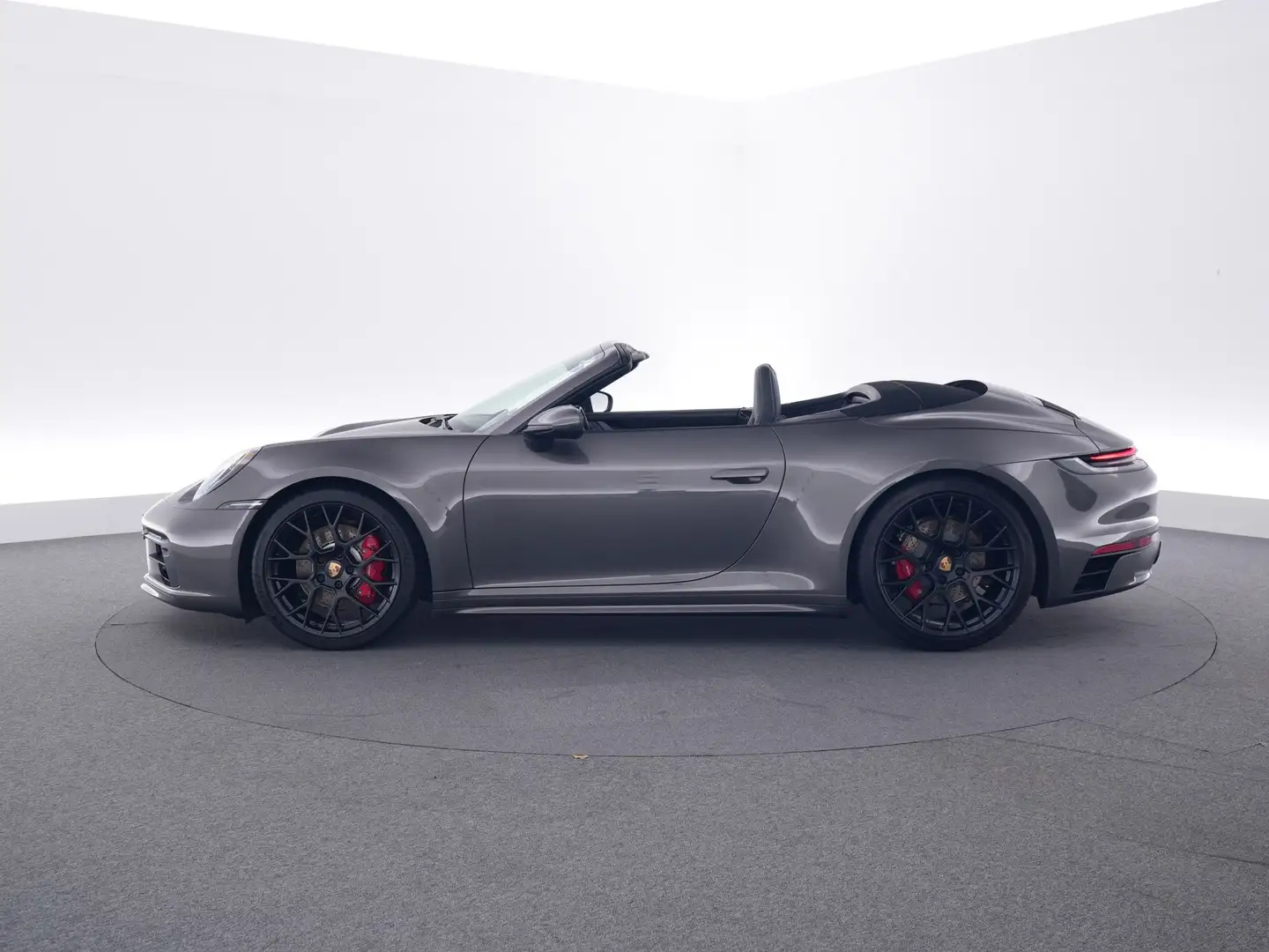 Porsche 992 Carrera 4S Cabriolet Grau - 2