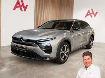 Feel 1.2 Puretech EAT8 ** Keyless | Camera | Na...