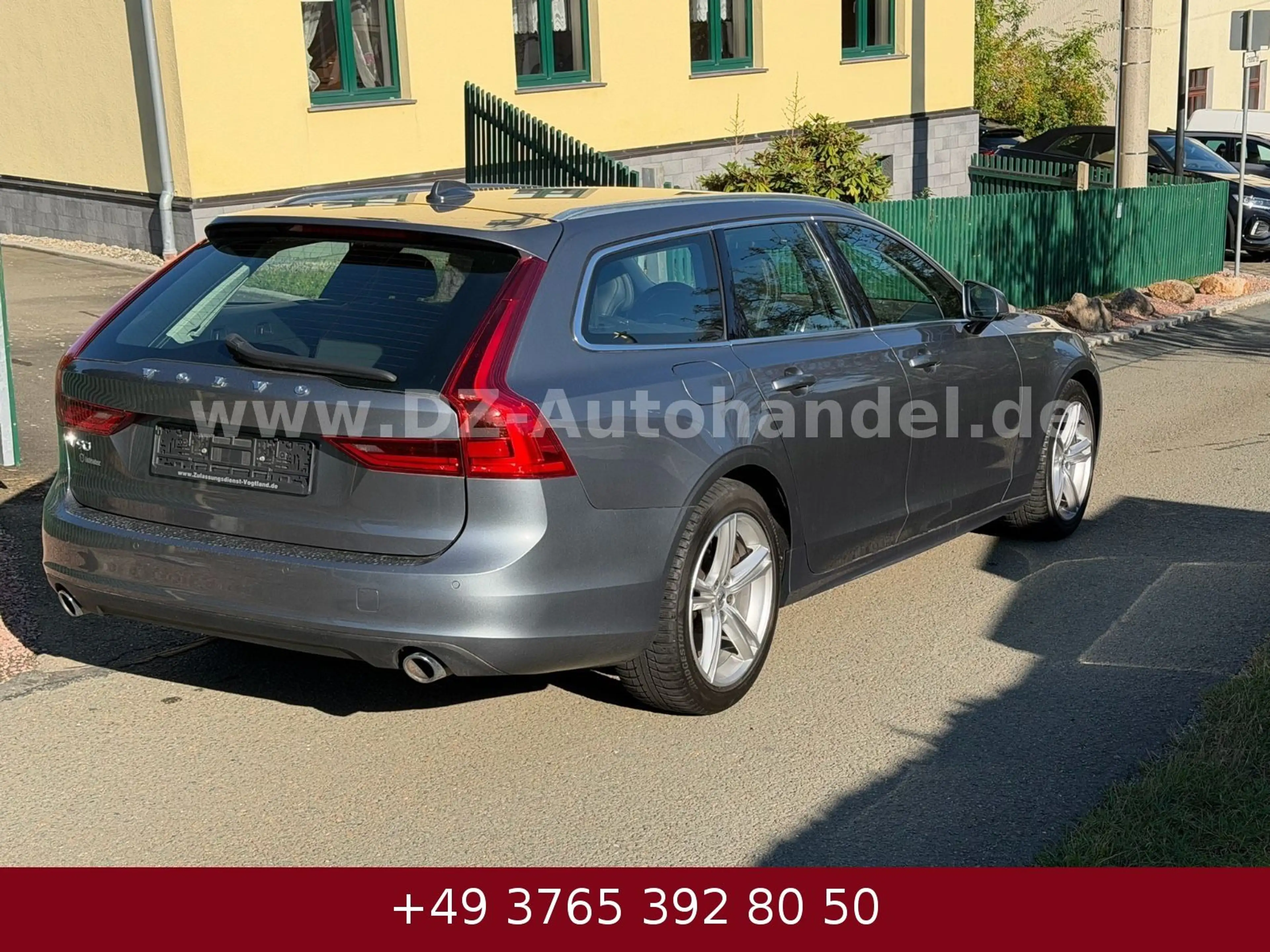 Volvo V90 Kombi Momentum 95 tkm 1.Hand — photo 4