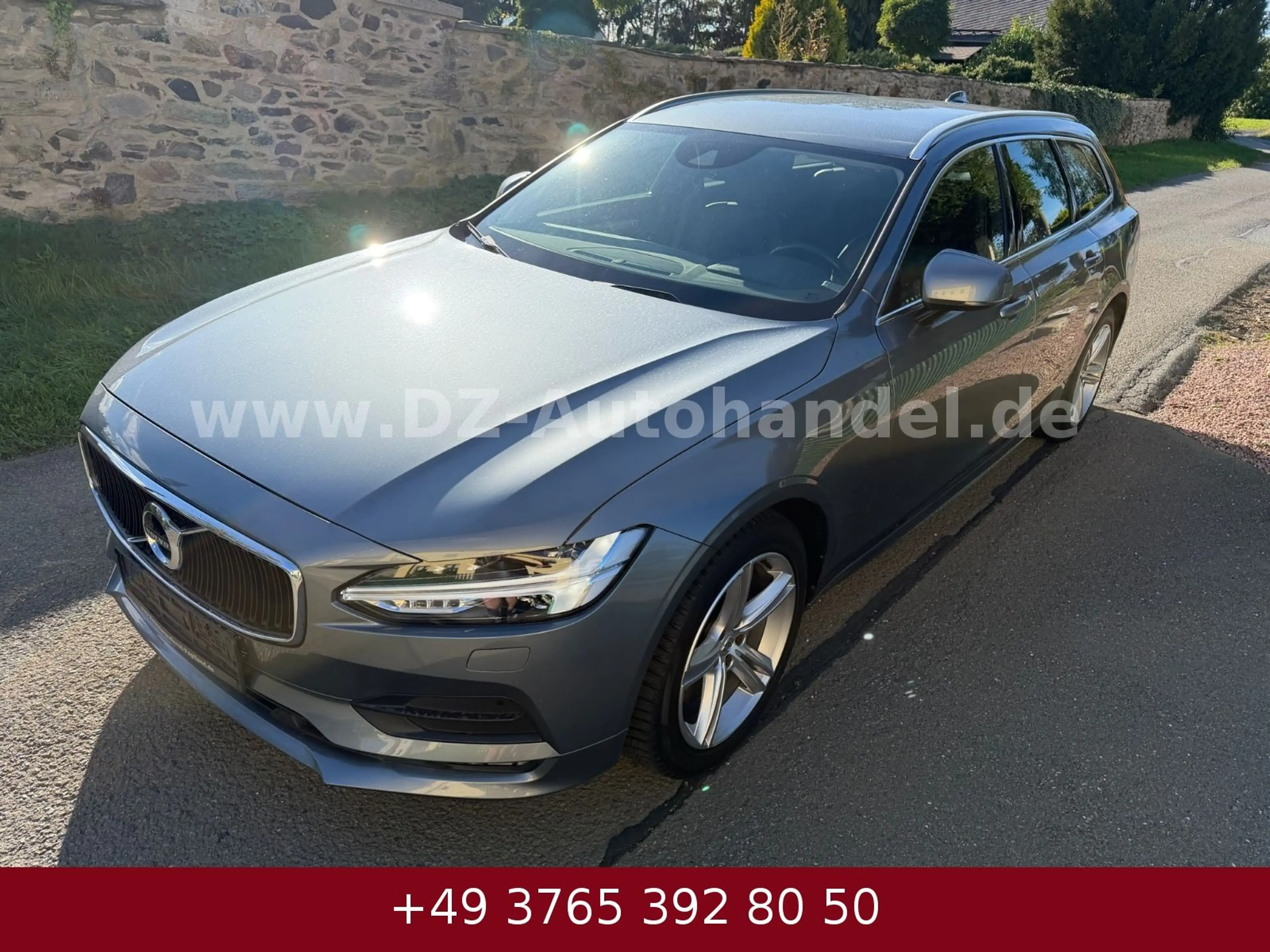 Volvo V90 Kombi Momentum 95 tkm 1.Hand — photo 2
