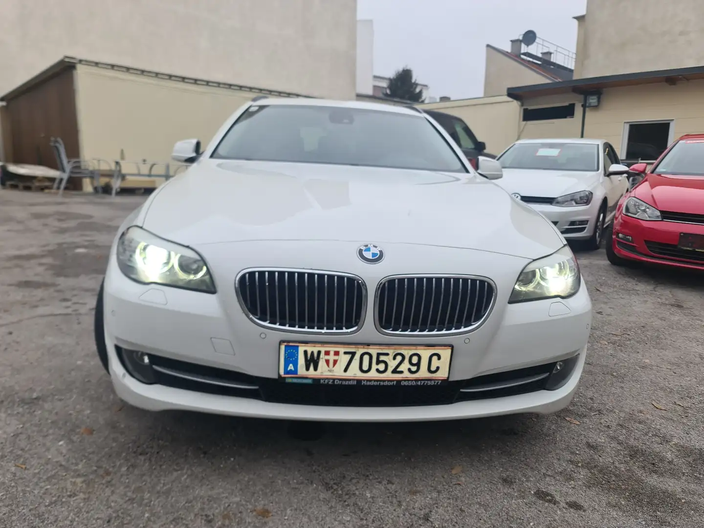 BMW 520 520d Touring Österreich-Paket Aut. - 2