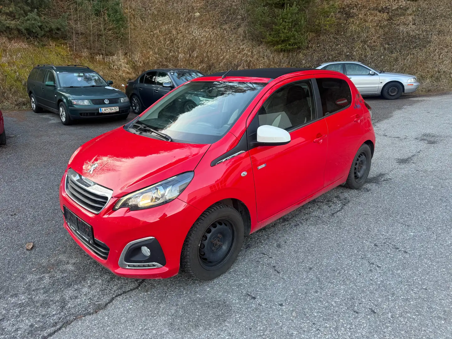 Peugeot 108 Active SERVICE NEU*PICKERL NEU*8-FACHBEREIFT Rot - 1
