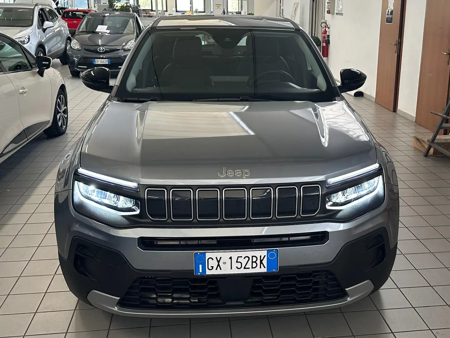 Jeep Avenger Avenger 1.2 turbo 100CV Altitude *4000KM* Zilver - 2