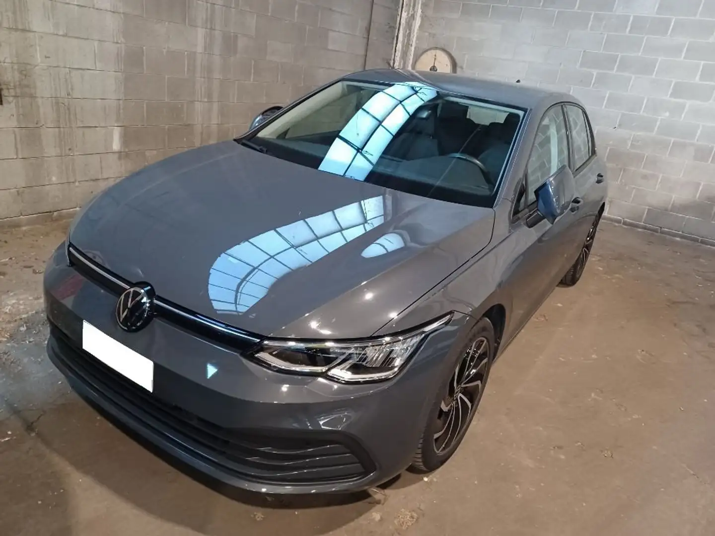 Volkswagen Golf Golf 1.0 eTSI EVO DSG Life Grijs - 1