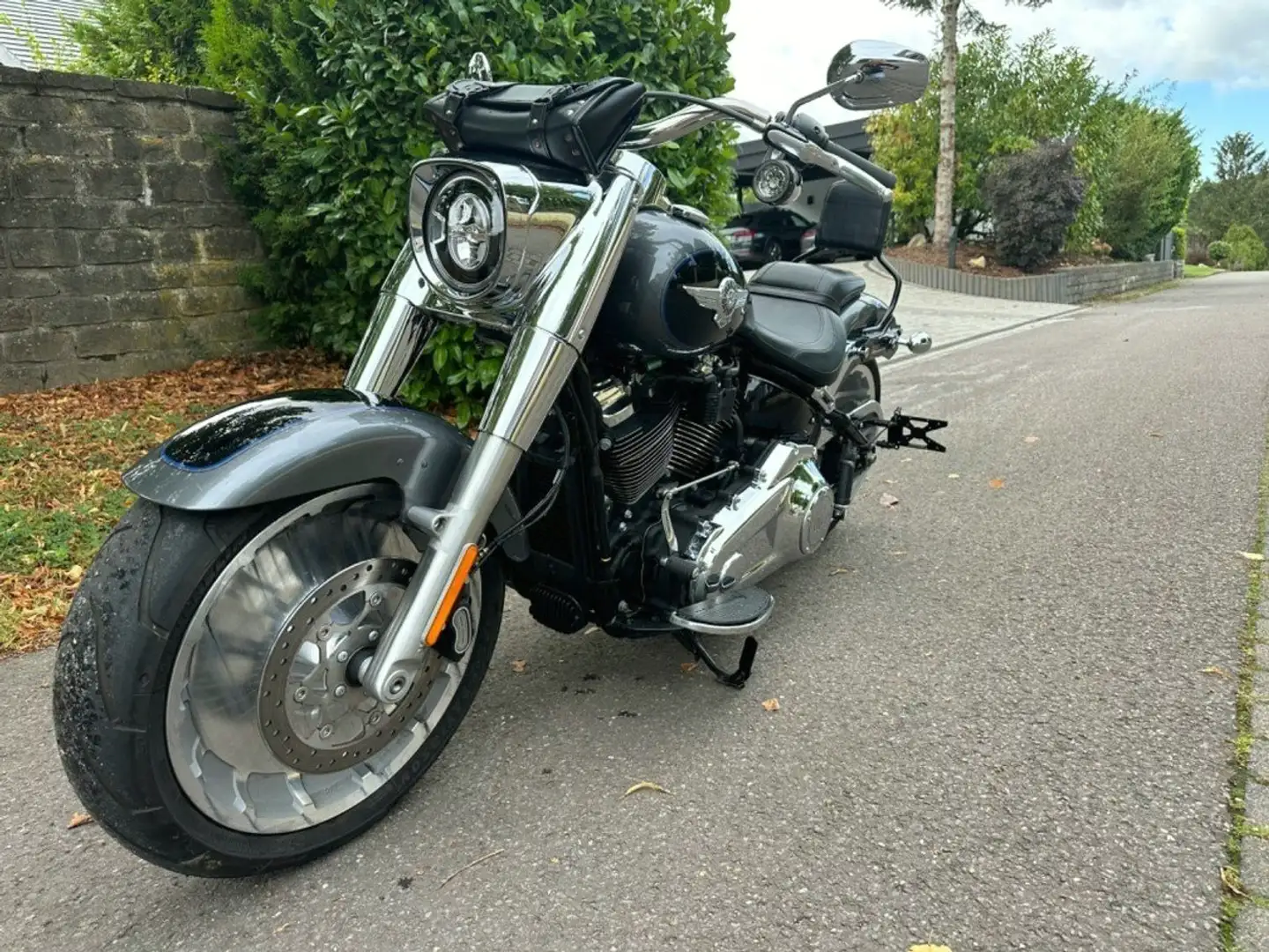 Harley-Davidson Fat Boy 114 Grau - 2