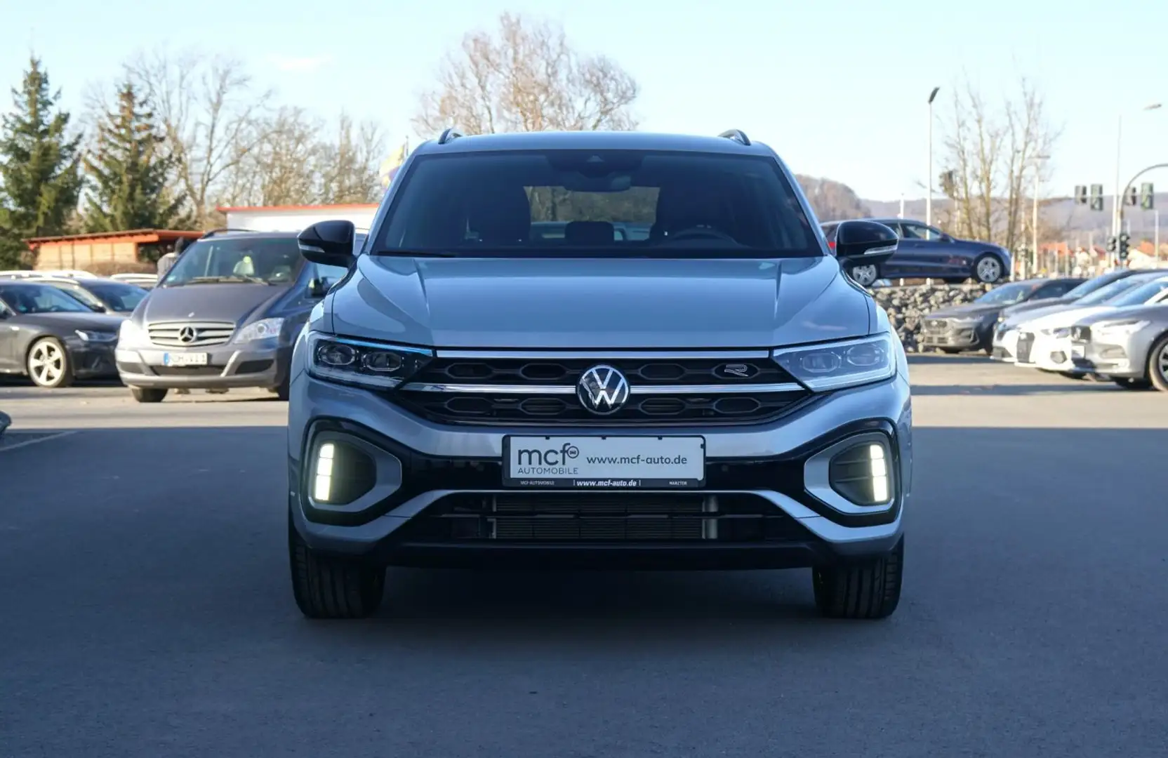 Volkswagen T-Roc 1.5 TSI DSG R-Line Black Style *IQ.DRIVE* Silber - 2