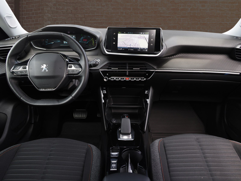 Peugeot e-2008 Active *SHZ*Navi* — photo 12
