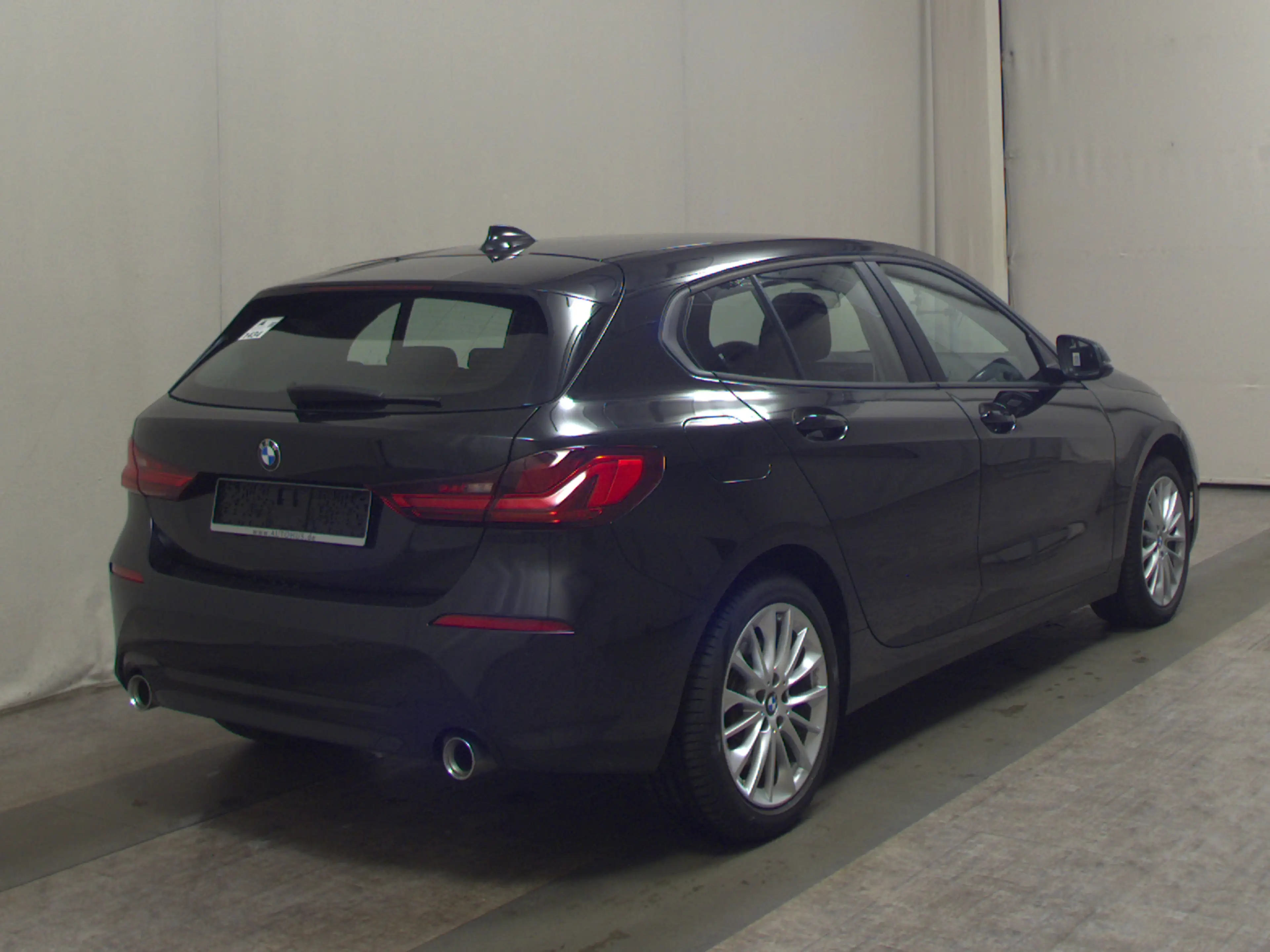 BMW 120 d Advantage Navi LED LC prof. PDC Shz — photo 4