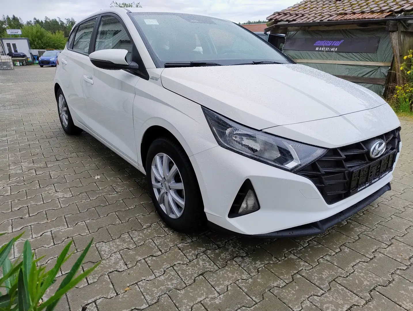 Hyundai i20 Select Weiß - 2
