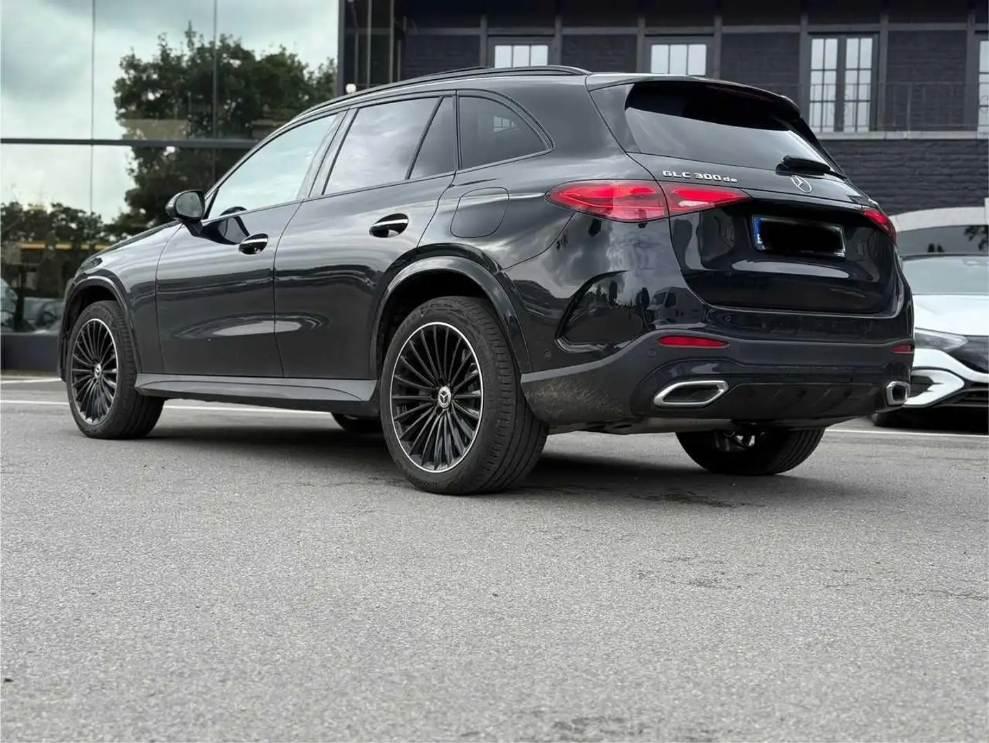 Mercedes-Benz GLC 300 GLC de 4MATIC Star Edition Zwart - 2