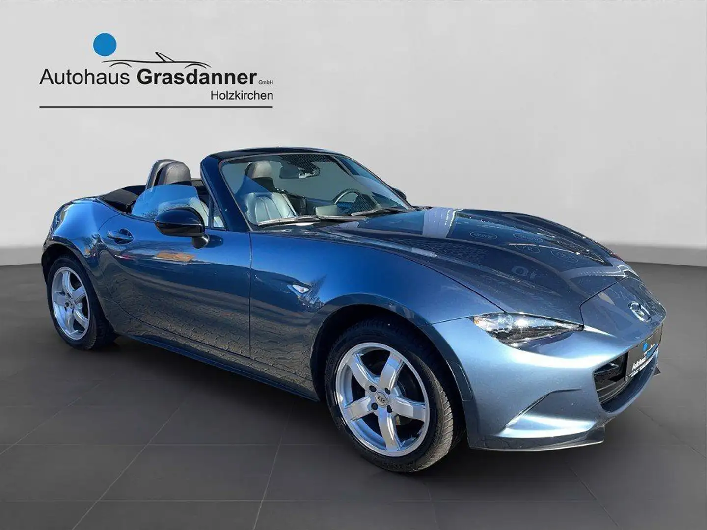 Mazda MX-5 SKYACTIV-G 131 Al-Exclusive Bleu - 1