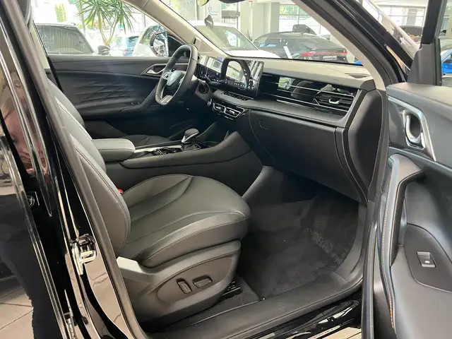 MG MG HS view 15