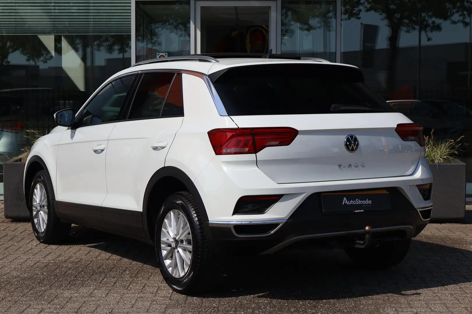 Volkswagen T-Roc 1.0 Business TSI 115pk | Pano | LED | Virtual | Tr Blanc - 2