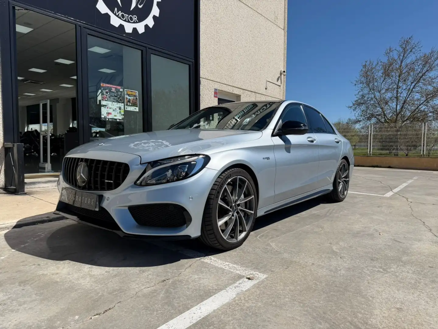 Mercedes-Benz C 43 AMG 4Matic 7G Plus Plateado - 1