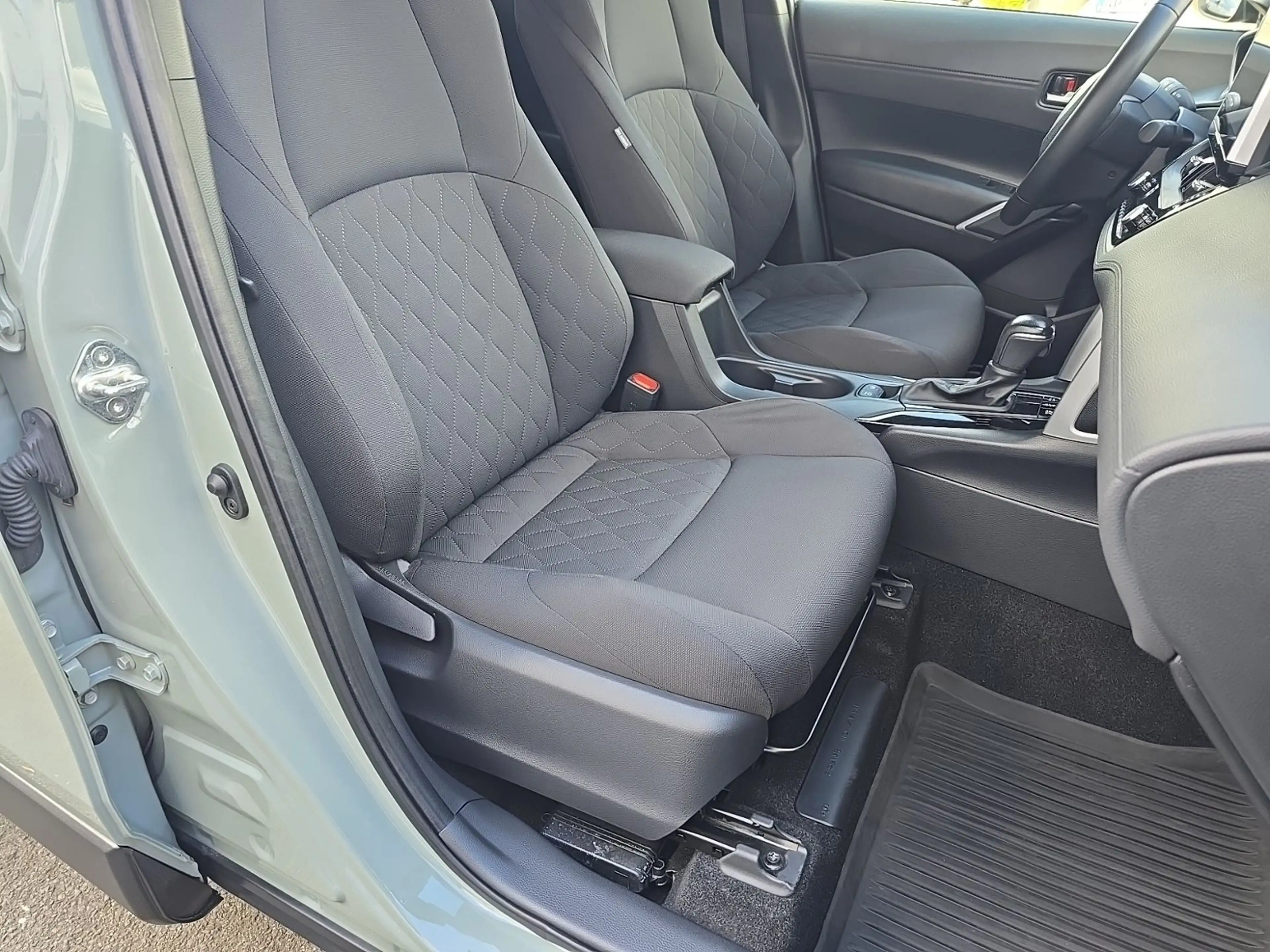 Toyota Corolla Cross 2.0 Hybrid Team D — photo 13