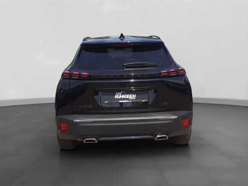 Peugeot 2008 GT PureTech 130 EAT8 — photo 4