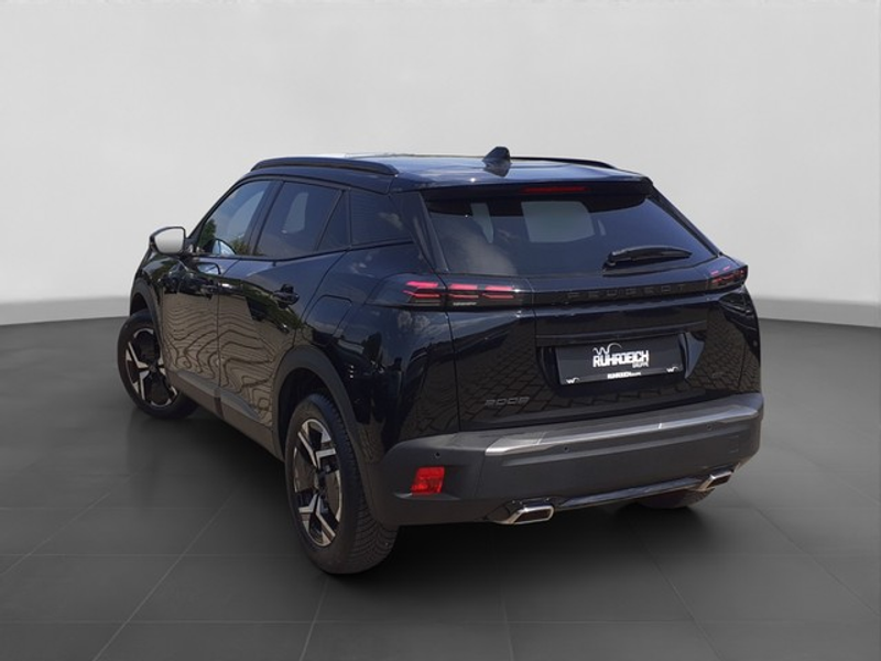 Peugeot 2008 GT PureTech 130 EAT8 — photo 3