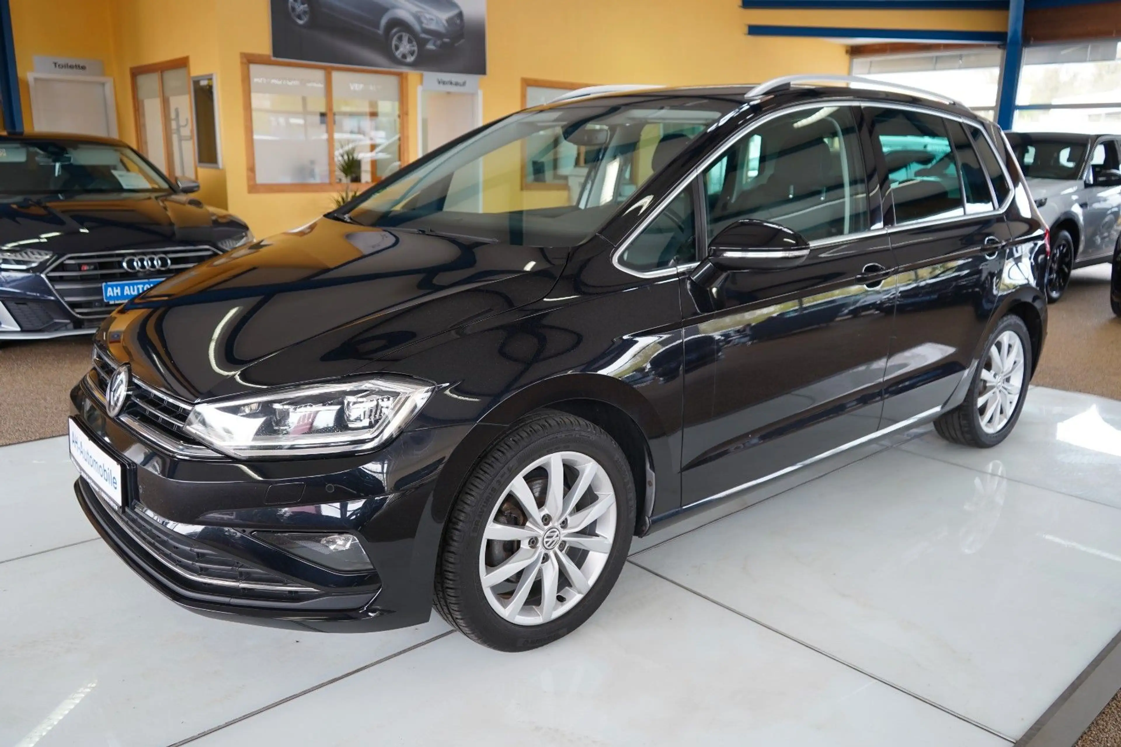 Volkswagen Golf Sportsvan VII Highline AUTOMATIK / XENON