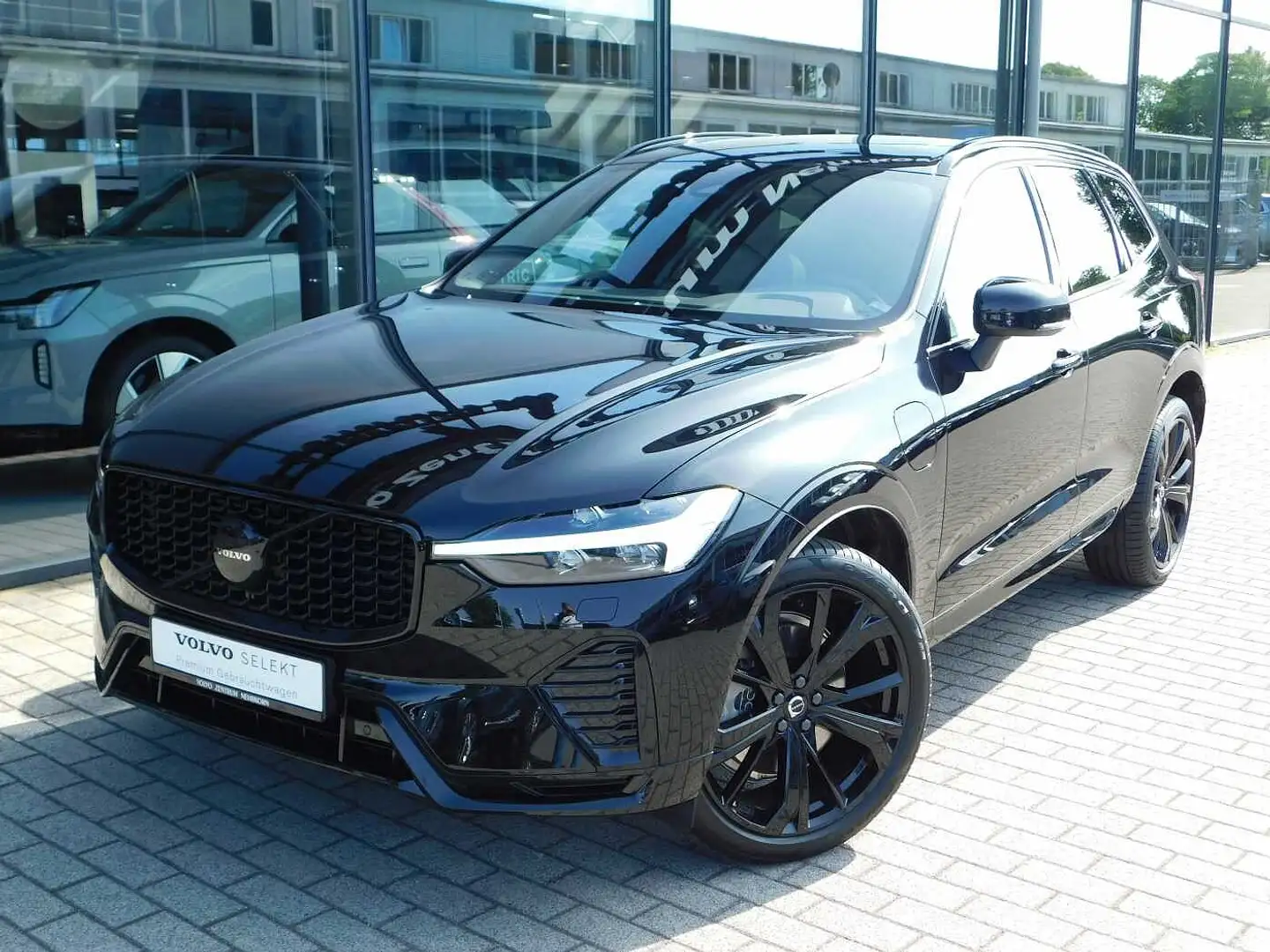 Volvo XC60 T6 AWD Plus Black Edition '21'-Zoll, ACC, H/K' Negro - 1