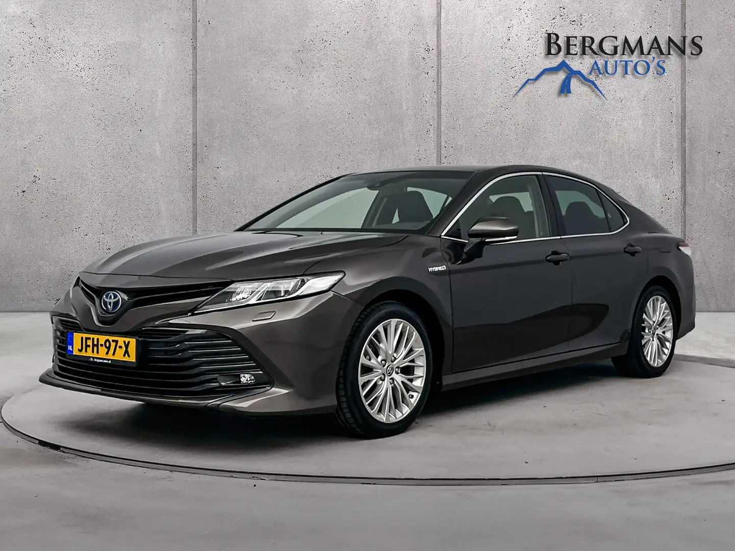 Toyota Camry 2.5 Hybrid Active // 1E EIGENAAR // DEALERONDERHOU Bruin - 1