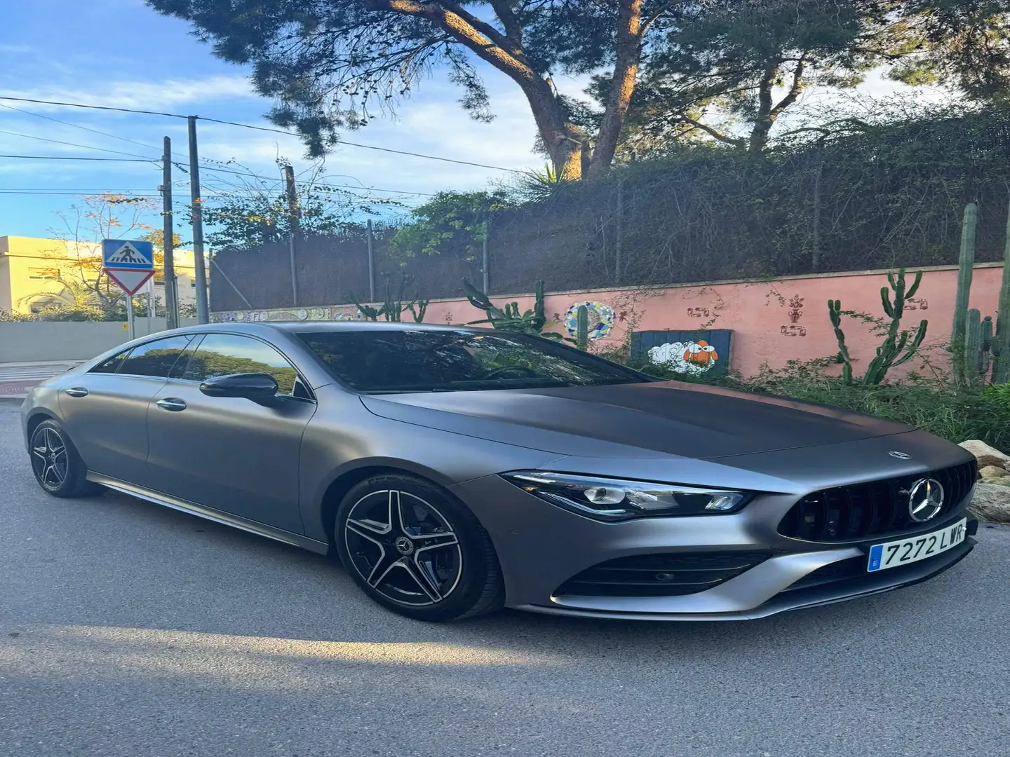 Mercedes-Benz CLA 200 200d Gris - 2