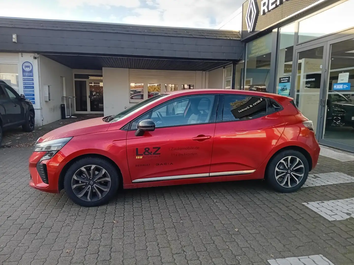 Renault Clio Techno TCe 90 Klima,PDC,Isofix Rot - 2