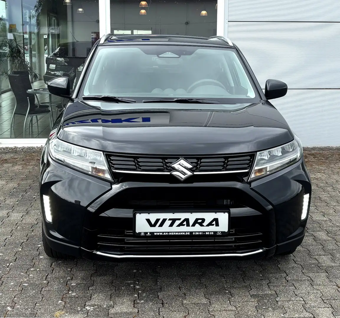 Suzuki Vitara 1.4 Comfort ALLGRIP Hybrid 4x4 NAVI KAMERA SITZHZ. Zwart - 2
