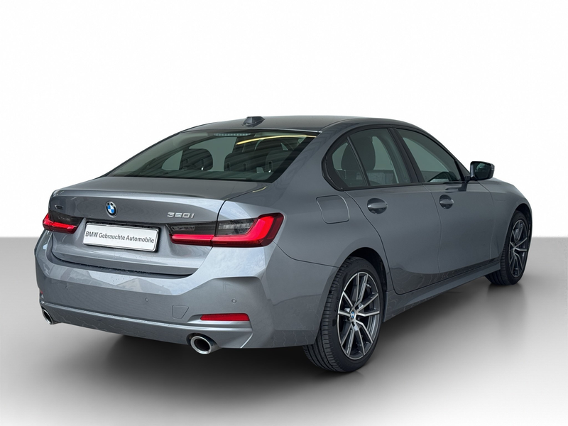 BMW 320 iA xDrive Lim. LiveCock.ACC.PDC.SHZ.Klimaaut. — photo 4