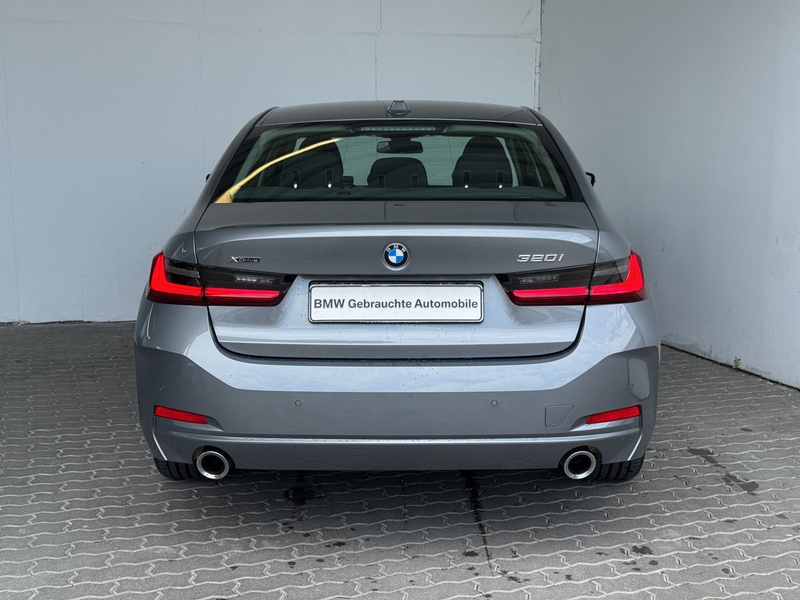 BMW 320 iA xDrive Lim. LiveCock.ACC.PDC.SHZ.Klimaaut. — photo 3